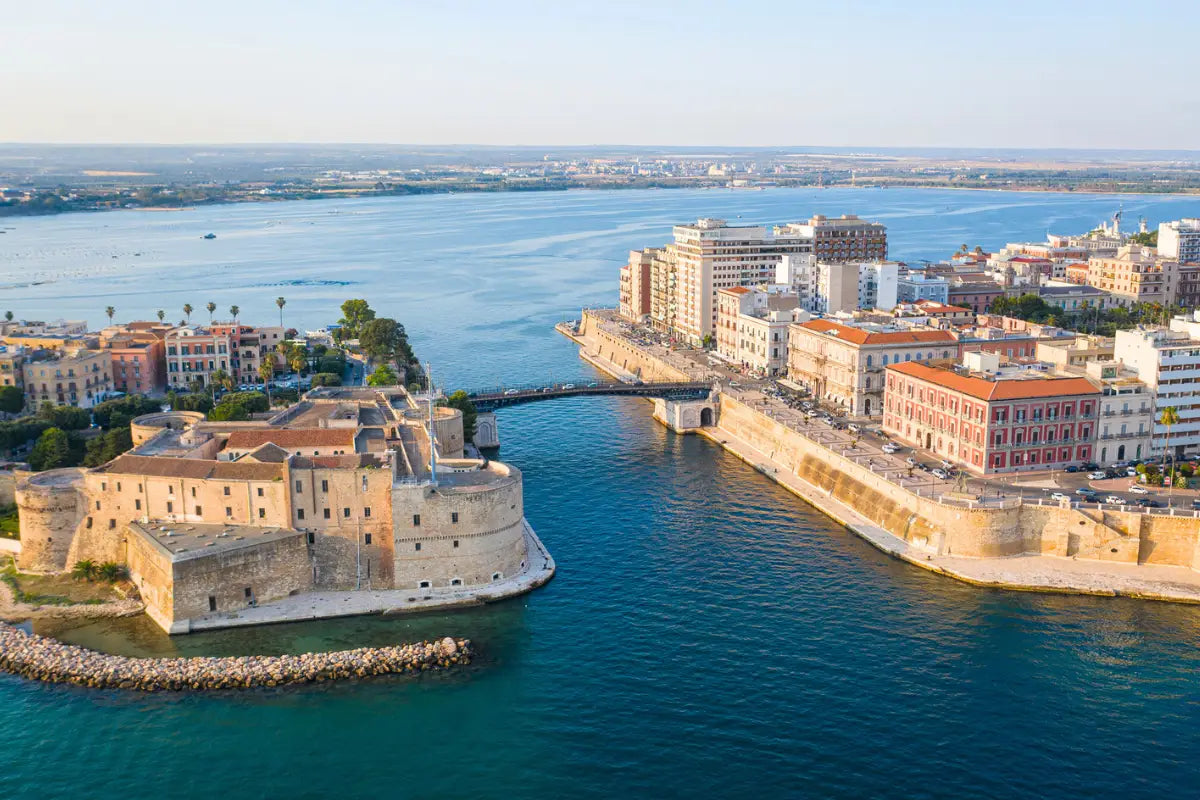 Uscita didattica a Taranto: Minicrociera e Magna Grecia