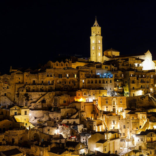 Dormire nei Sassi di Matera: Natale con Presepe Vivente